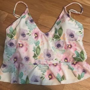 Brand new scoop back celestial flower top!